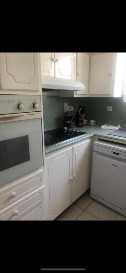 קרייסט צ'רץ' Home2Home Guesthouse מראה חיצוני תמונה